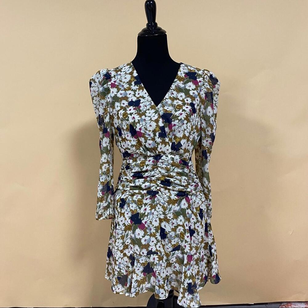 ASTR Olive Floral Ruched Mini Dress Surplice Neck Size S NWT - Picture 8 of 15
